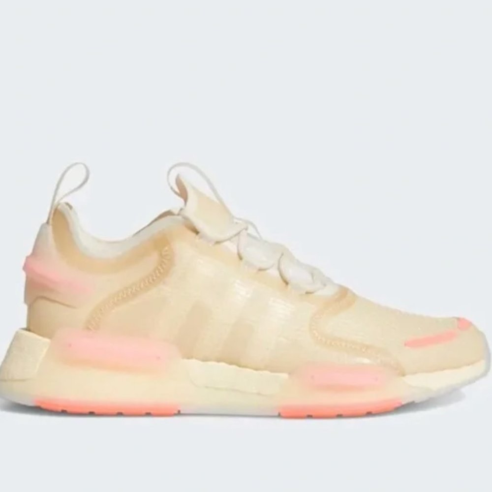 NWT adidas NMD V3 Wonder White